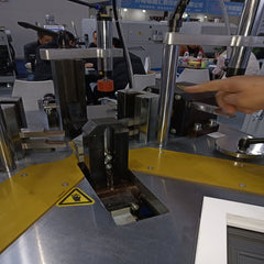 windows corner crimping machine machinery for aluminium fabrication on China WDMA